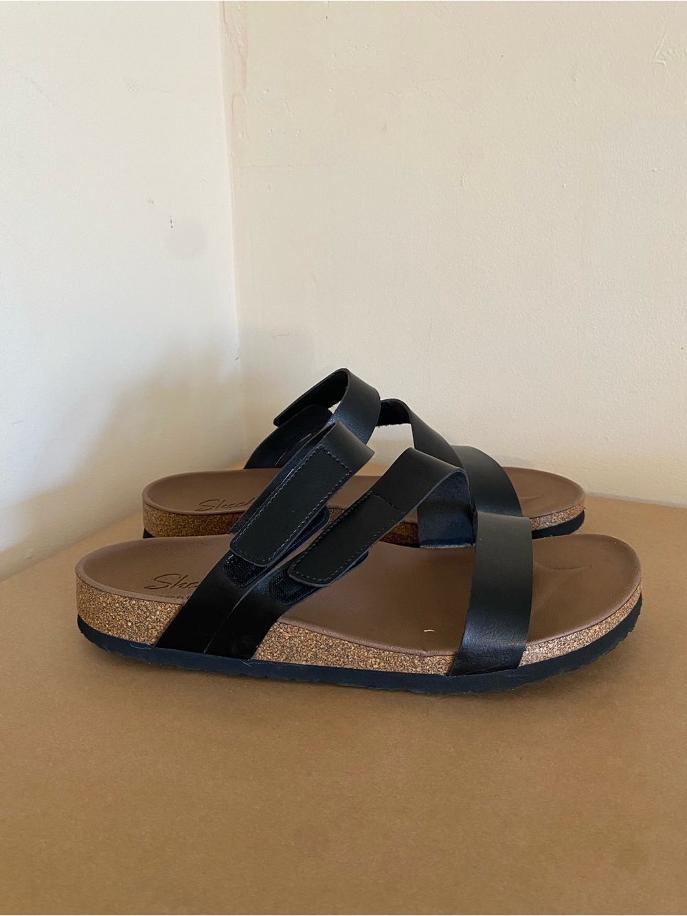 Skechers Arch Comfort Black Cross-Strap Cork Sandals Adjustable Size 10